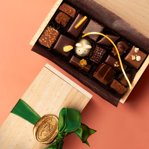 L.A. Burdick Handmade Chocolates - 16 pc. Wooden Box – Manhattan