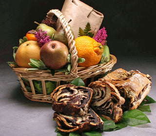 Madison Basket with Kosher Treat