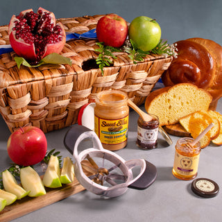 Bee-utiful New Year Rosh Hashanah Gift Basket