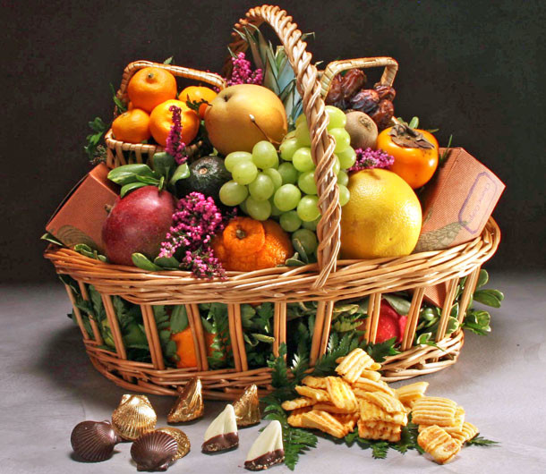 Lexington Fruit Basket