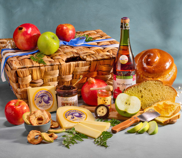 Rosh Hashanah Savory New Year Cheese Basket